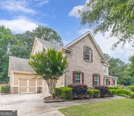 2504 Lois Court, Loganville, GA 30052