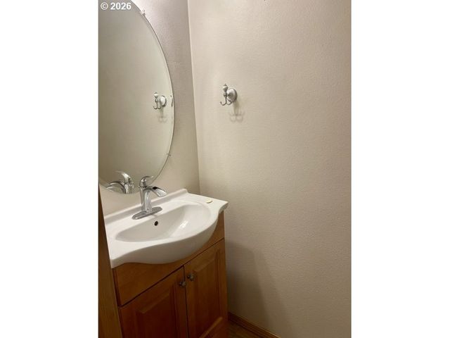 880 Se 193RD Ave, Portland, OR 97233