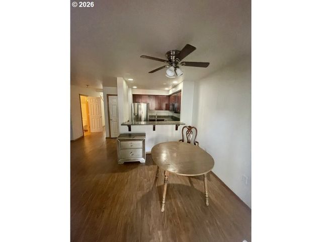 880 Se 193RD Ave, Portland, OR 97233
