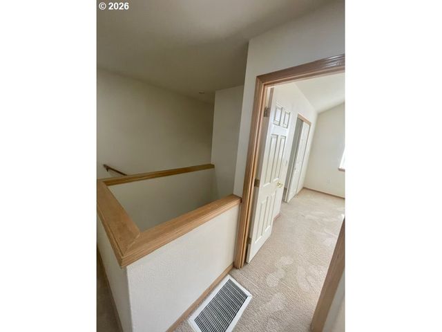 880 Se 193RD Ave, Portland, OR 97233