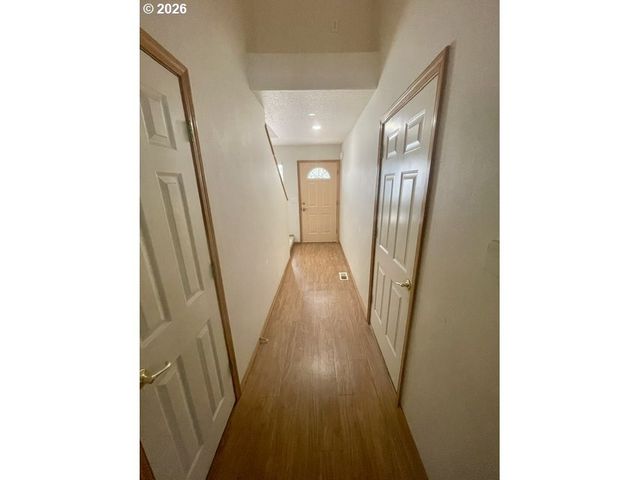 880 Se 193RD Ave, Portland, OR 97233