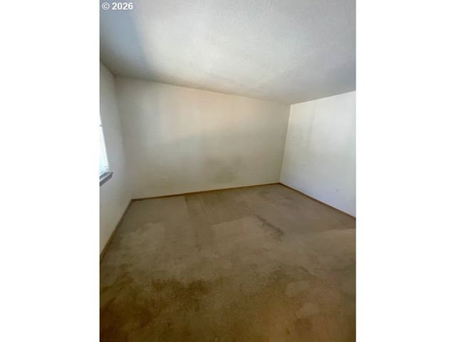 880 Se 193RD Ave, Portland, OR 97233