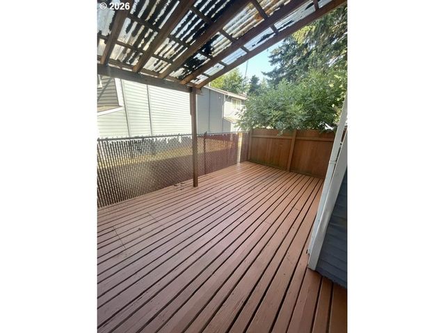 880 Se 193RD Ave, Portland, OR 97233