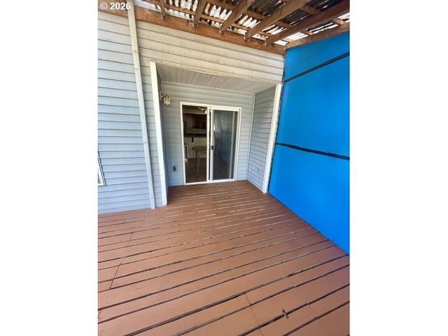 880 Se 193RD Ave, Portland, OR 97233