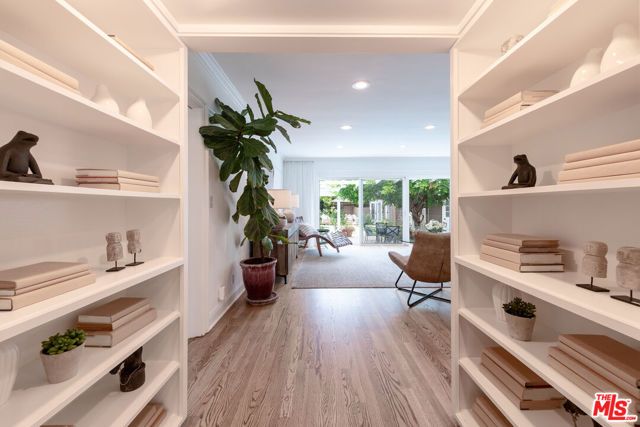 5744 Calhoun Avenue, Sherman Oaks, CA 91401