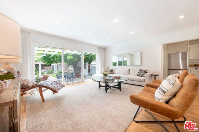 5744 Calhoun Avenue, Sherman Oaks, CA 91401