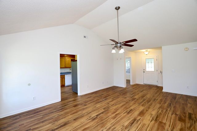 3643 Red Lane Road, Dalzell, SC 29040