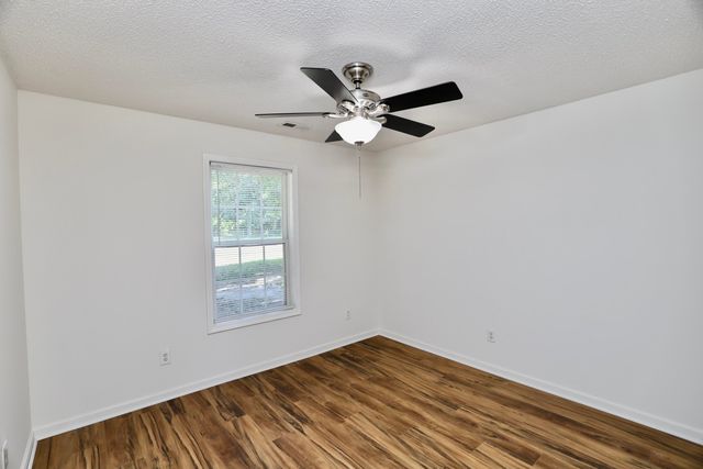 3643 Red Lane Road, Dalzell, SC 29040