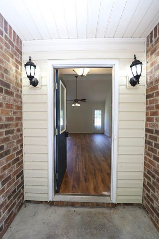 3643 Red Lane Road, Dalzell, SC 29040