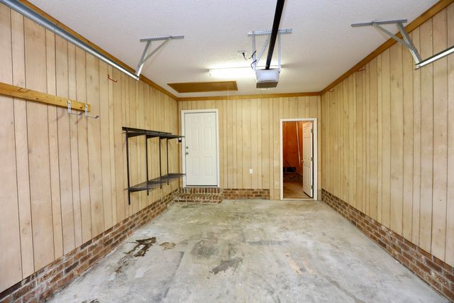 3643 Red Lane Road, Dalzell, SC 29040