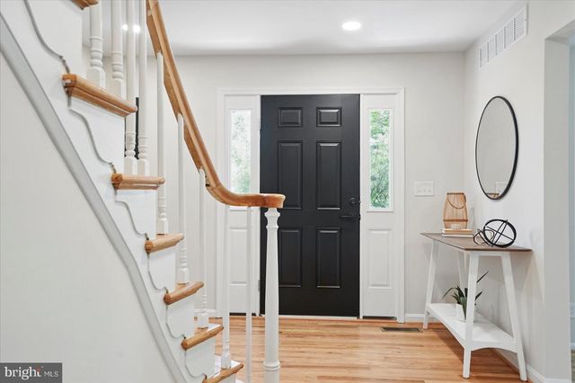 1504 AMESHIRE, Lutherville Timonium, MD 21093