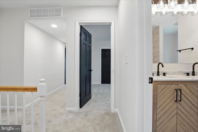 1504 AMESHIRE, Lutherville Timonium, MD 21093