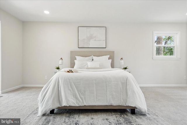 1504 AMESHIRE, Lutherville Timonium, MD 21093