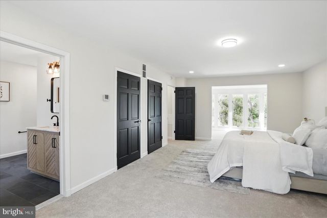 1504 AMESHIRE, Lutherville Timonium, MD 21093