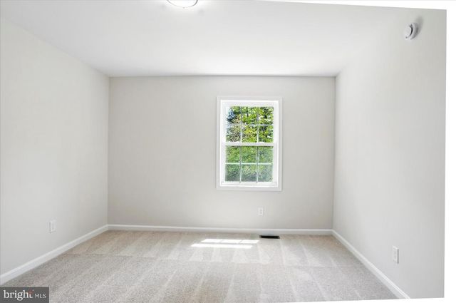 1504 AMESHIRE, Lutherville Timonium, MD 21093