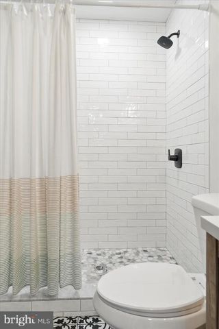 1504 AMESHIRE, Lutherville Timonium, MD 21093