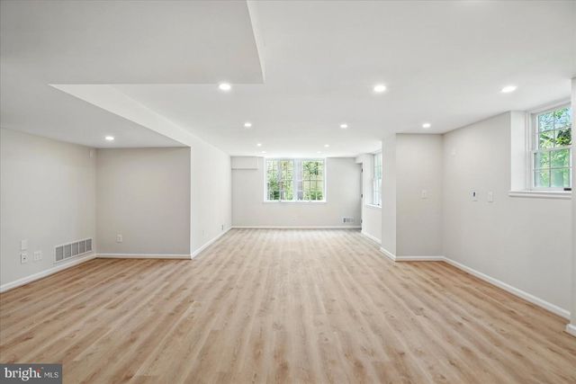 1504 AMESHIRE, Lutherville Timonium, MD 21093