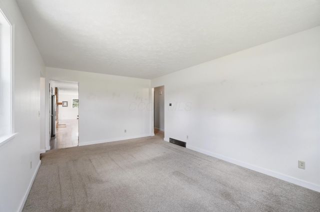 10854 Gorsuch Road, Galena, OH 43021