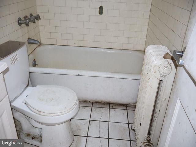5239 PENNSGROVE ST, Philadelphia, PA 19131