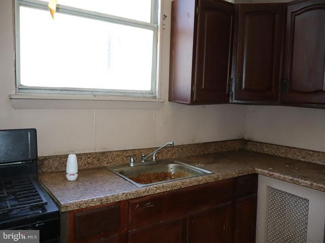 5239 PENNSGROVE ST, Philadelphia, PA 19131