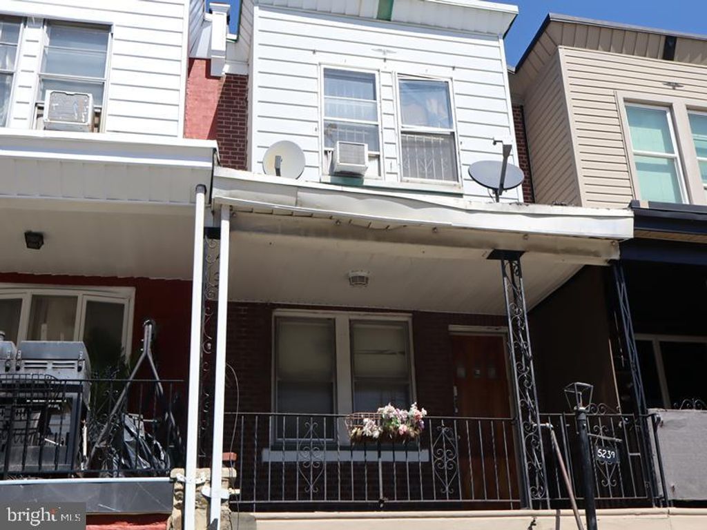 5239 PENNSGROVE ST, Philadelphia, PA 19131