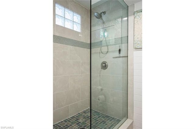 2500 Gulf Shore BLVD N S6, Naples, FL 34103