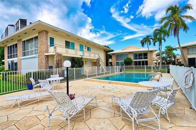 2500 Gulf Shore BLVD N S6, Naples, FL 34103