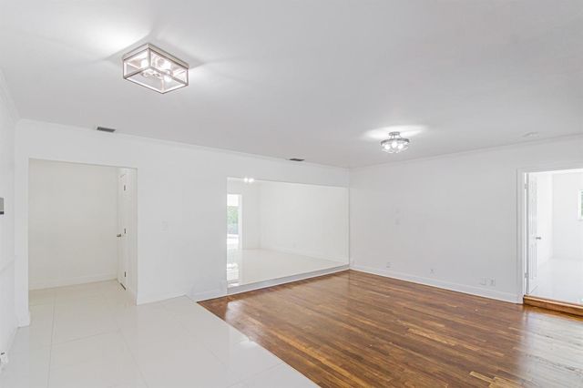 2810 NE 60th Street, Fort Lauderdale, FL 33308
