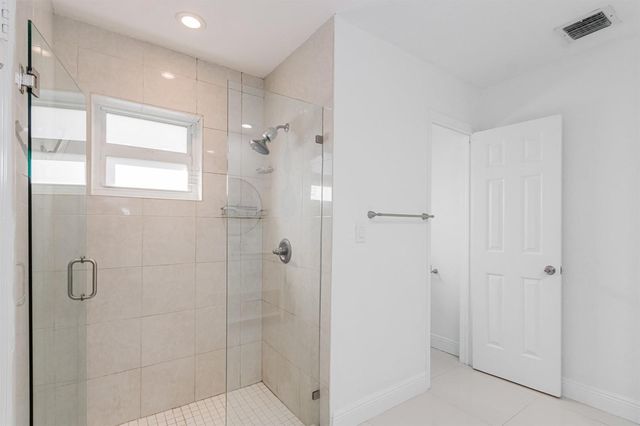 2810 NE 60th Street, Fort Lauderdale, FL 33308