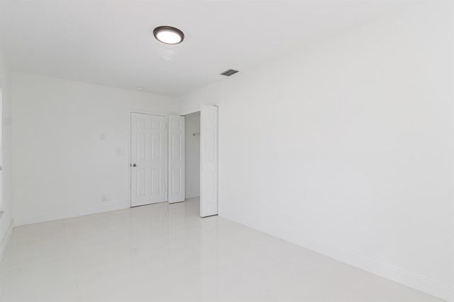 2810 NE 60th Street, Fort Lauderdale, FL 33308