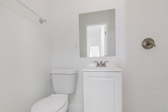 2810 NE 60th Street, Fort Lauderdale, FL 33308