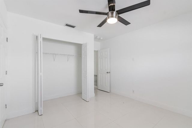 2810 NE 60th Street, Fort Lauderdale, FL 33308