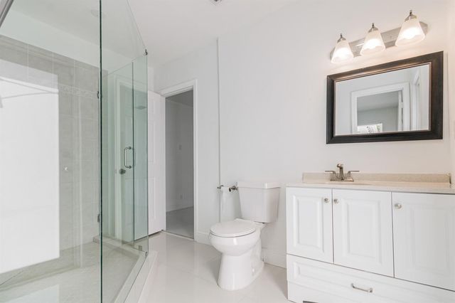 2810 NE 60th Street, Fort Lauderdale, FL 33308