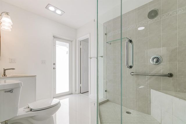 2810 NE 60th Street, Fort Lauderdale, FL 33308