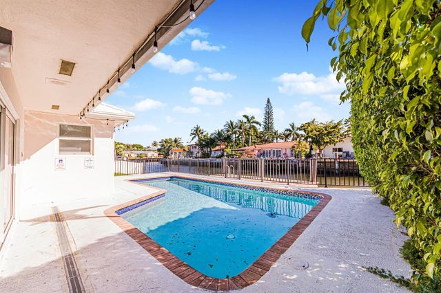 2810 NE 60th Street, Fort Lauderdale, FL 33308