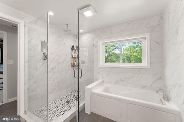8341 ROLLING RD, Springfield, VA 22153
