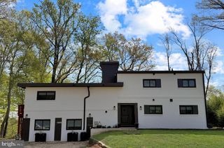 8341 ROLLING RD, Springfield, VA 22153