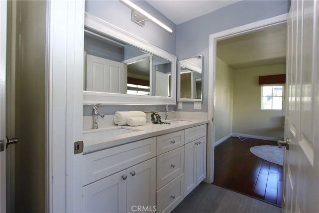 5928 Vista De La Luz, Woodland Hills, CA 91367
