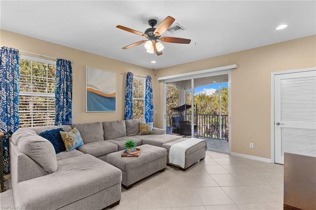 5790 Harbour Club RD # 201, Fort Myers, FL 33919