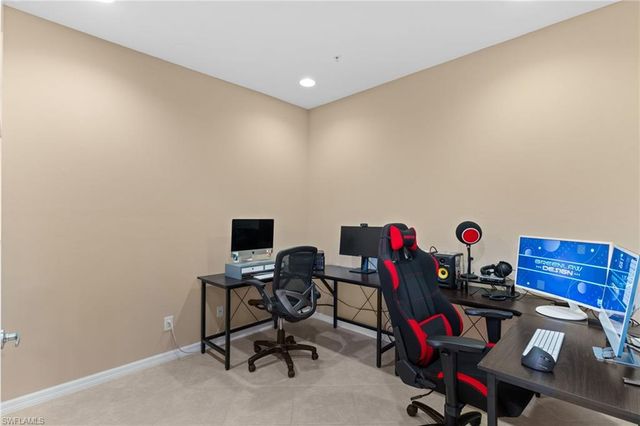 5790 Harbour Club RD # 201, Fort Myers, FL 33919