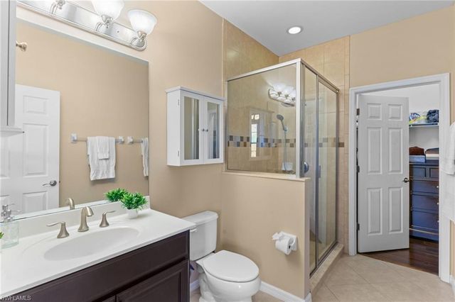 5790 Harbour Club RD # 201, Fort Myers, FL 33919