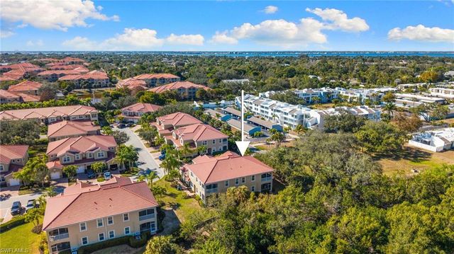 5790 Harbour Club RD # 201, Fort Myers, FL 33919