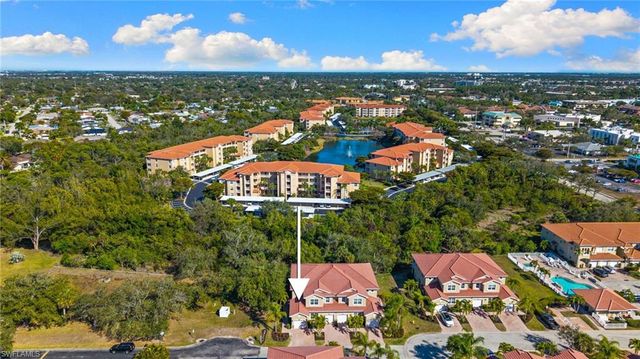 5790 Harbour Club RD # 201, Fort Myers, FL 33919