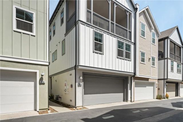 8336 N Peyton Way, West Hills, CA 91304