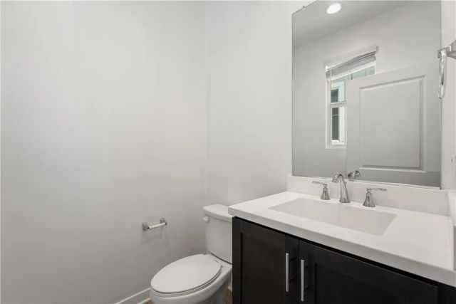8336 N Peyton Way, West Hills, CA 91304