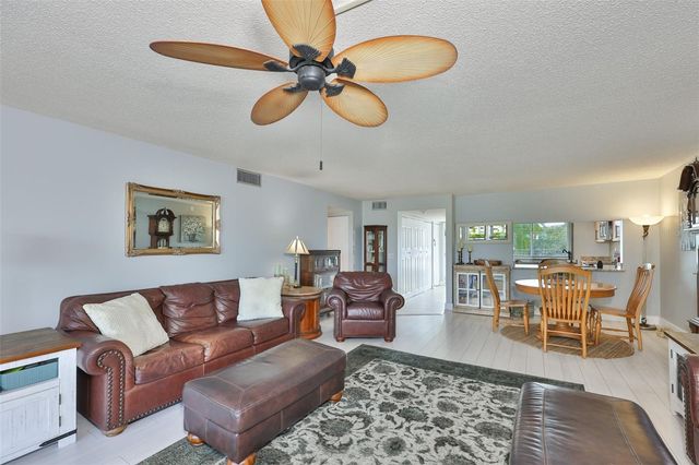 1581 GULF BOULEVARD 103N, Clearwater Beach, FL 33767