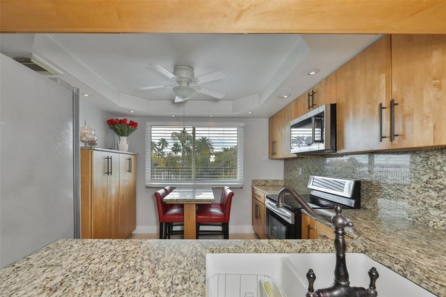 1581 GULF BOULEVARD 103N, Clearwater Beach, FL 33767