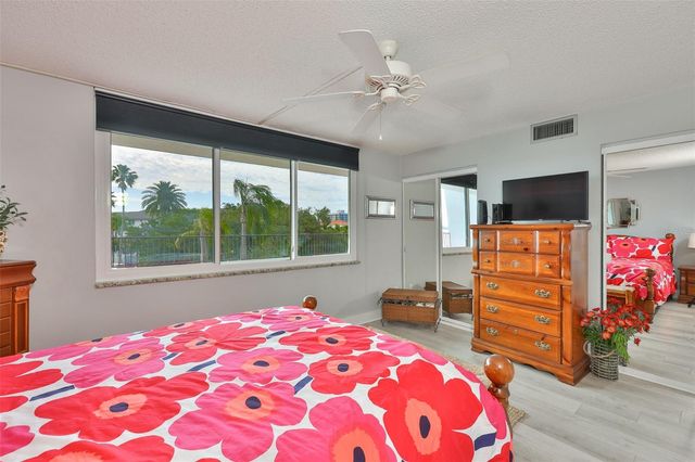 1581 GULF BOULEVARD 103N, Clearwater Beach, FL 33767
