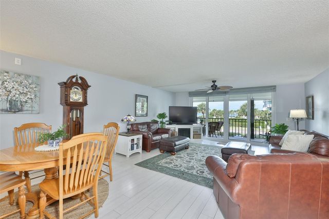 1581 GULF BOULEVARD 103N, Clearwater Beach, FL 33767