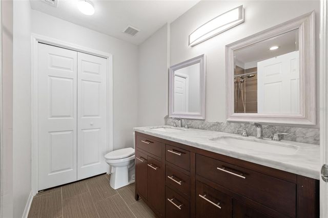 9412 LAKE CHASE ISLAND WAY 9412, Tampa, FL 33626